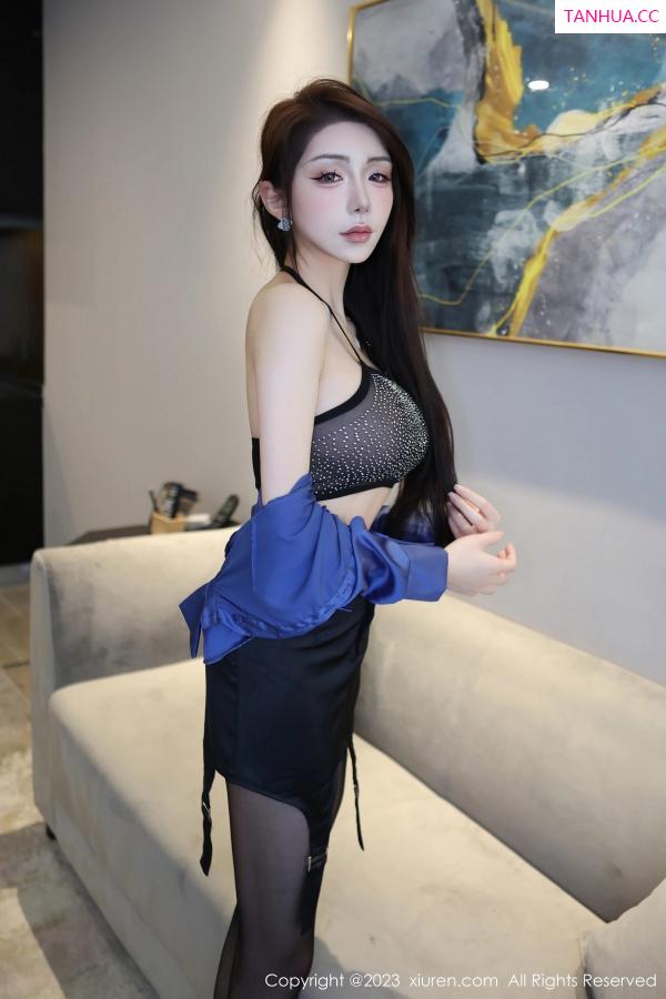   [XiuRen]高清写真图 2023.04.19 No.6594 金幼汐Vivian 黑丝美腿第21张图片